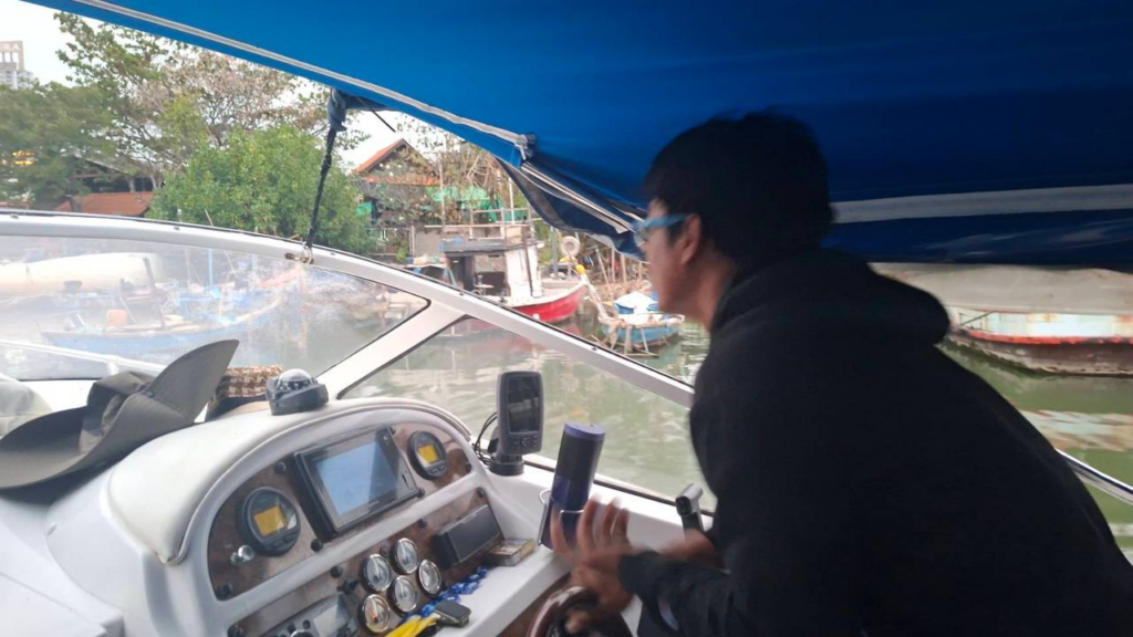 좀티엔 보트 낚시 