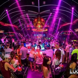 타야 클럽 내부 분위기