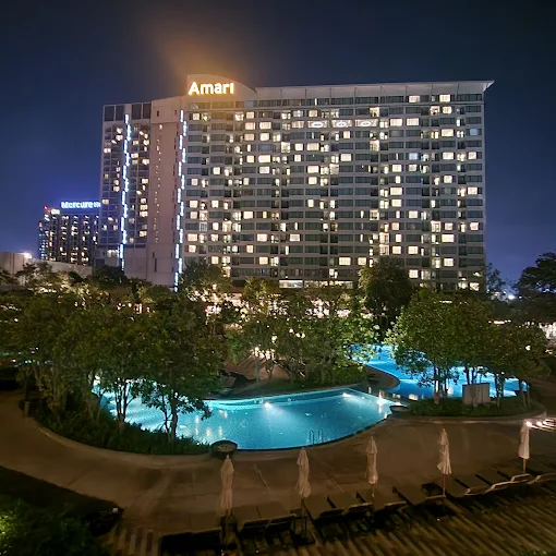 파타야 비치로드 오션뷰 호텔 전경